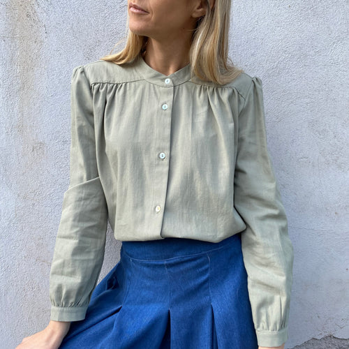 Pleated blouse 