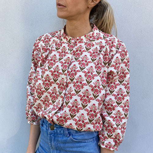 Balloon blouse with three-quarter sleeves