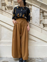 Abbinamento Blusa petali e Pantalone