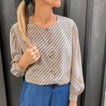 Abbinamento Pantaloni lunghi e Camicetta vintage