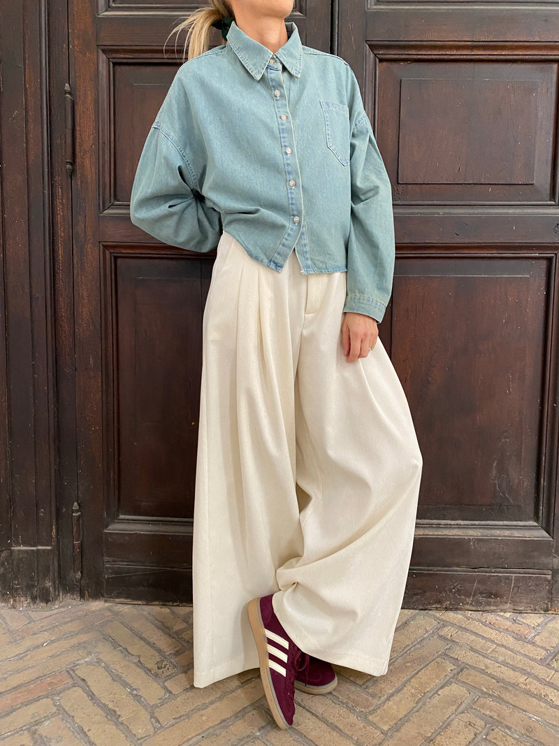 Abbinamento Pantaloni in velluto e Camicia jeans
