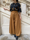 Abbinamento Blusa petali e Pantalone