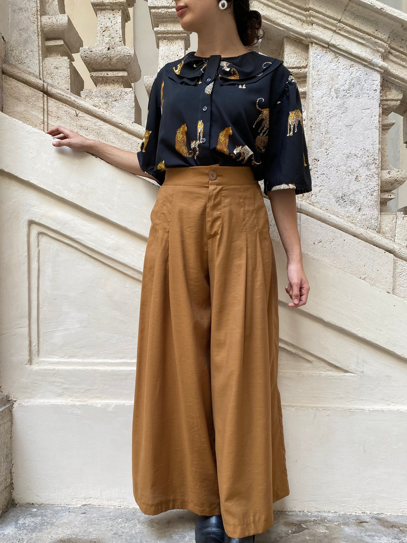 Abbinamento Blusa petali e Pantalone